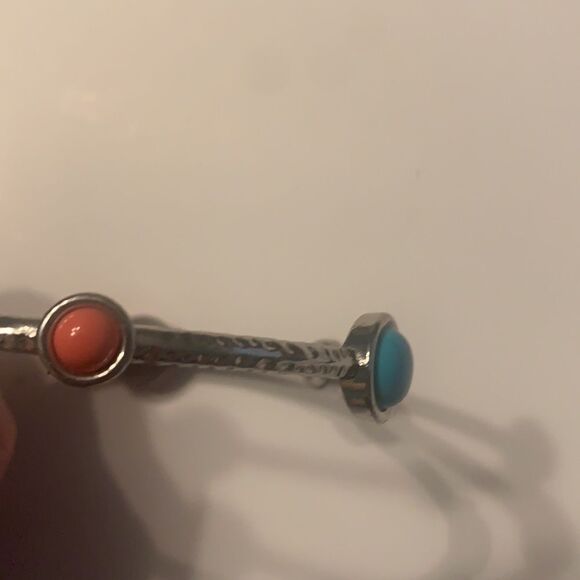 RJG CN Signed Women's Silver Tone Multi-Colored Gemstone Bangle Bracelet - Picture 4 of 8